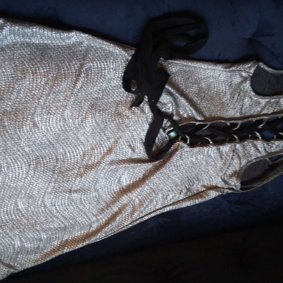 polyester/spandex - Picture 2 of 2